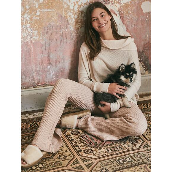 Free People M cream ribbed pull on flare pants - Picture 1 of 4